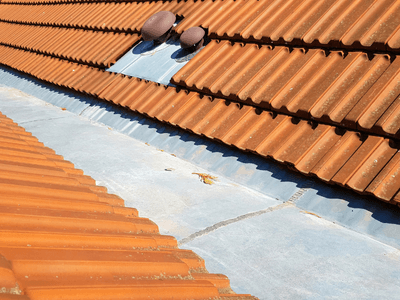 About Leaking Skylight Repair Pros Sawyer, KS